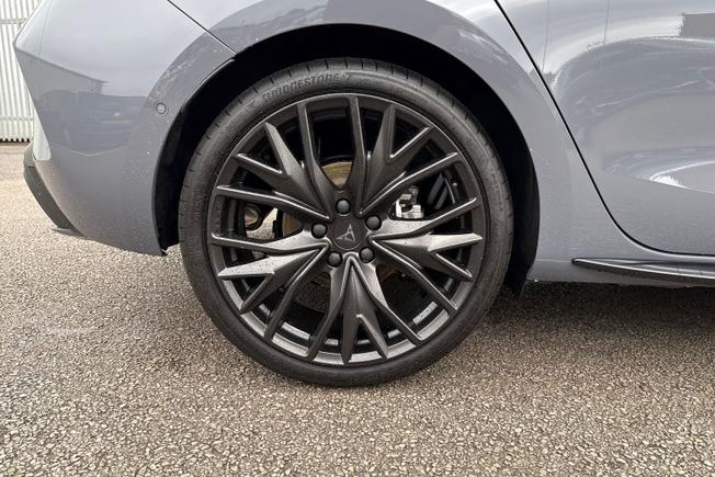 CUPRA Leon Photo 22