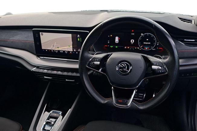ŠKODA Octavia Photo 11