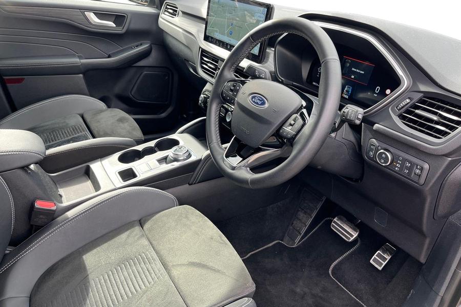 Ford KUGA Photo autoimg-82e589f07d8e3857925596cf1f9958f83d41146f.jpg