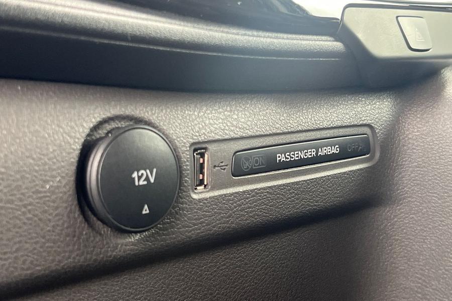Ford TRANSIT Photo autoimg-82e8e7350165c1b7f258ccc9b59b7aa1eda5938e.jpg