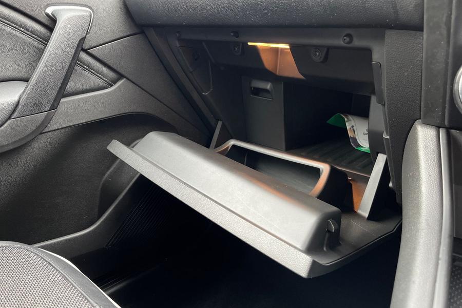 Renault CAPTUR Photo autoimg-82ec3e535afaf89b98814df3e42b0432319313a7.jpg