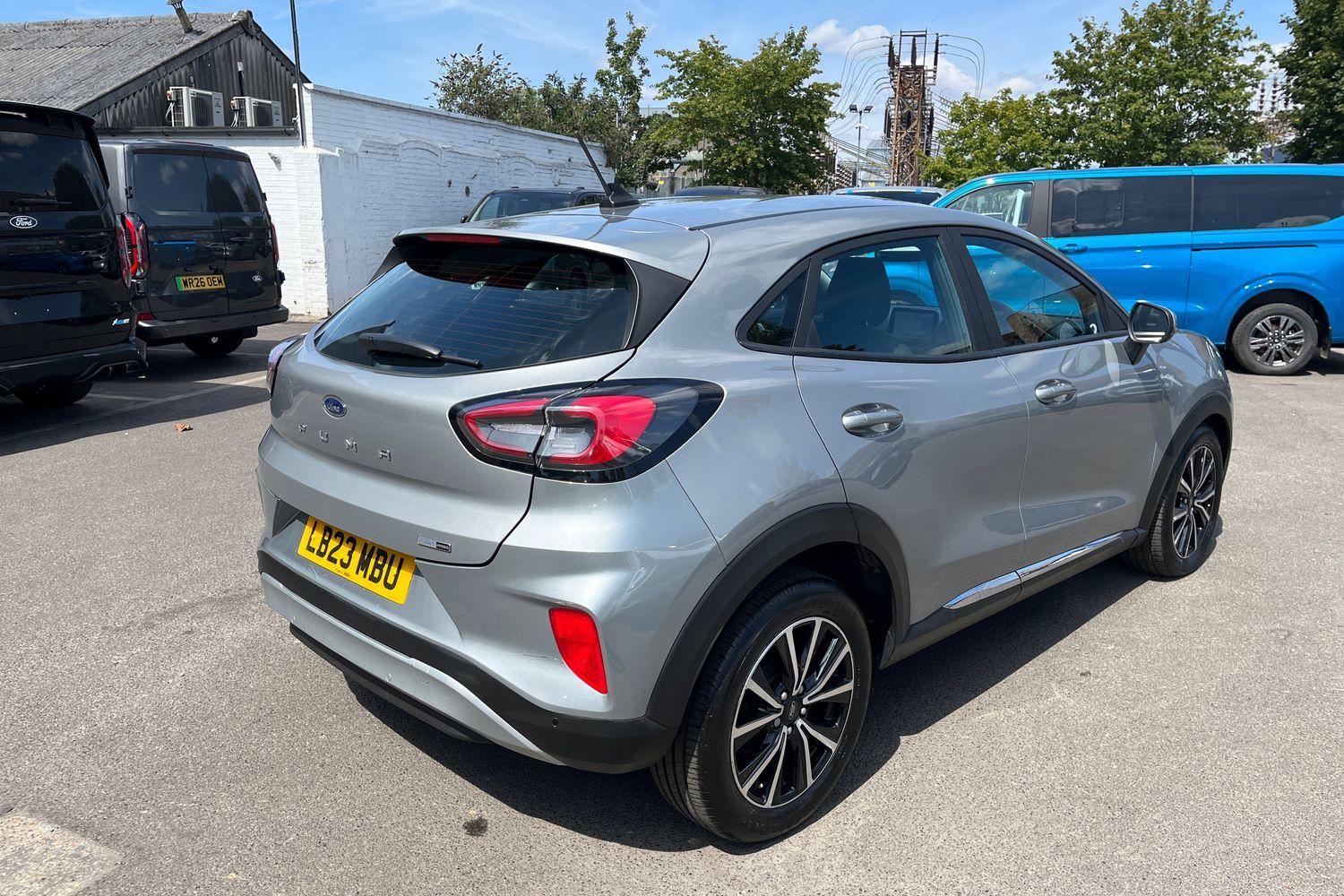 Ford PUMA Photo 34