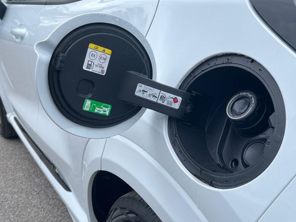 Ford Puma Photo autoimg-82effa917f35531eca3c4e37a6285060b657c56c.jpg