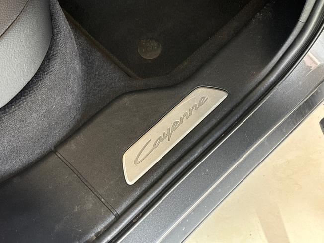 PORSCHE Cayenne Photo 27