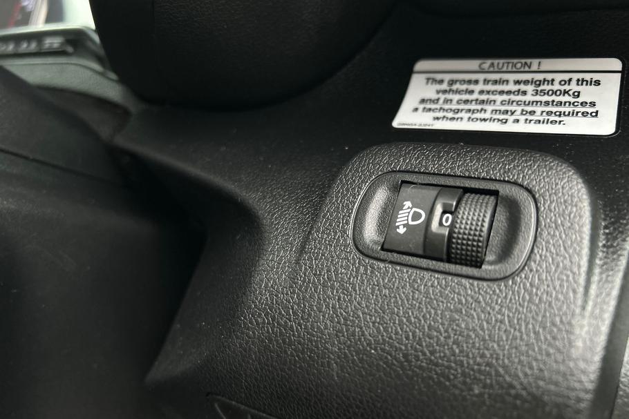 Used Toyota PROACE CITY WG23NNJ 32