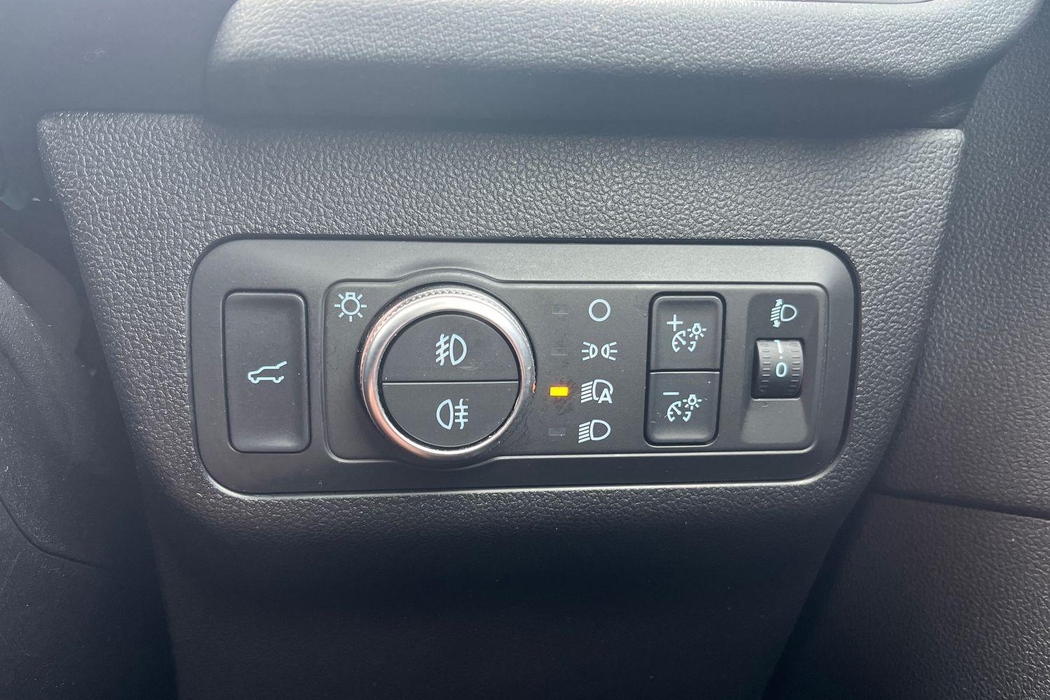 Ford KUGA Photo 26