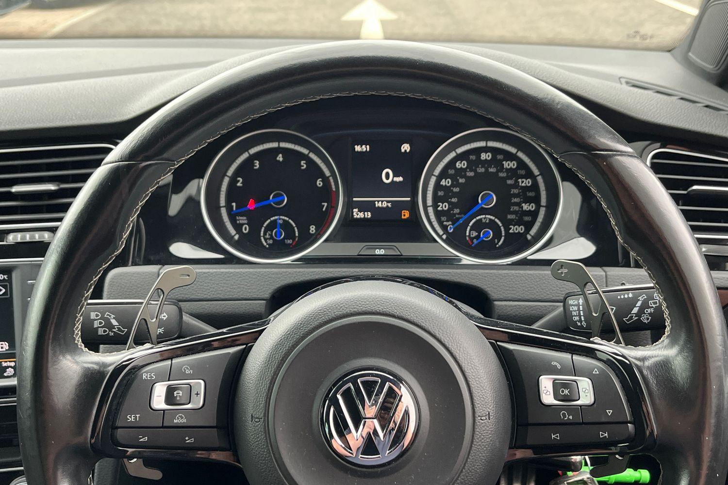 Volkswagen GOLF Photo 11