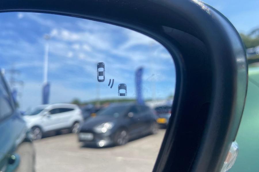 Ford Kuga Photo autoimg-82f81d2eca78c9477296c3877cf1892ec67cc5e6.jpg
