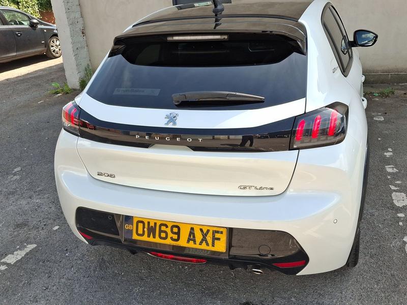 Used Peugeot 208 OW69AXF 44