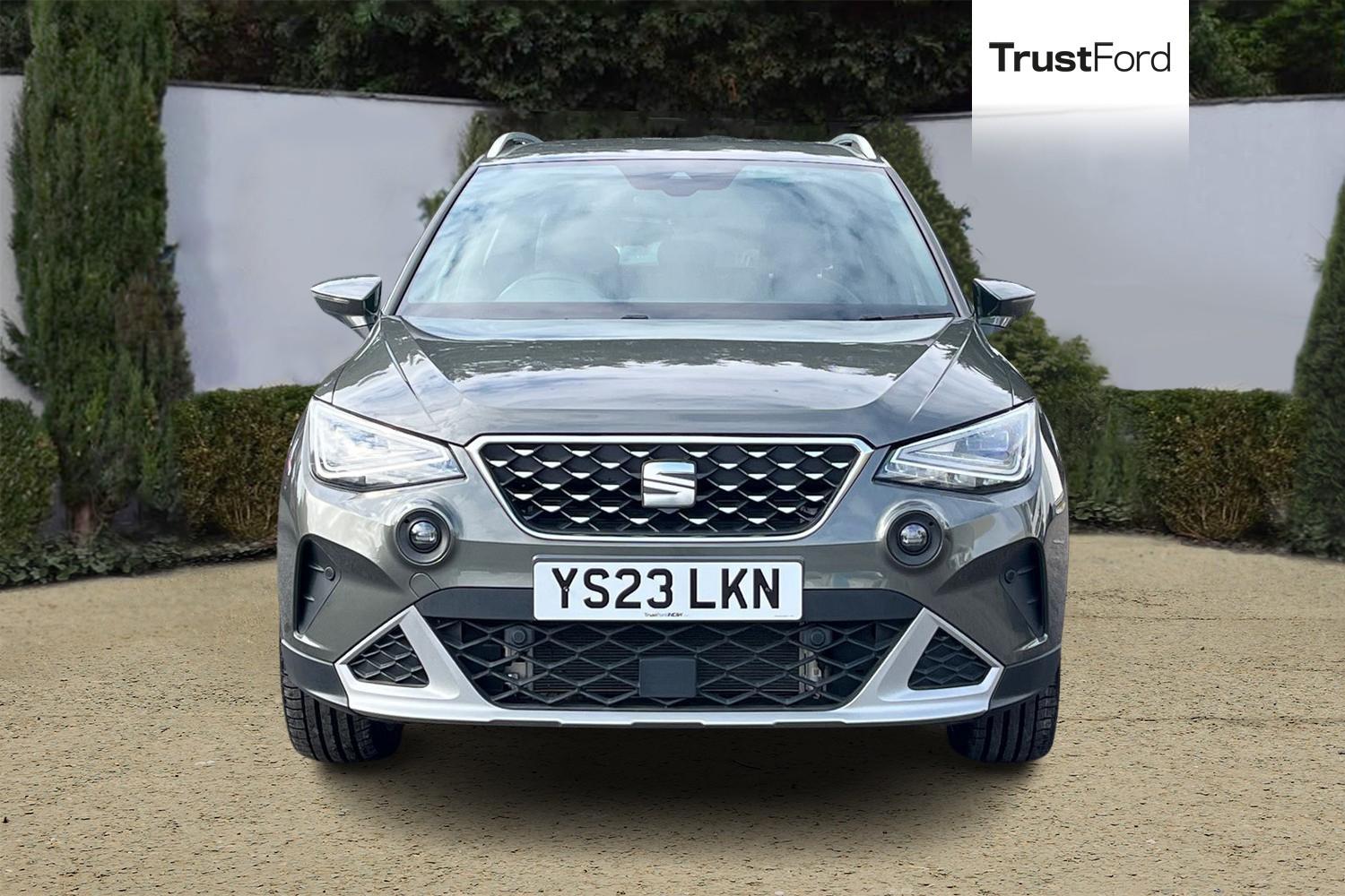 SEAT ARONA Photo 5
