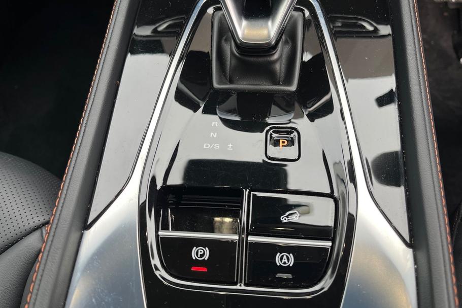 Used MG Motor UK HS CV25BZW 23