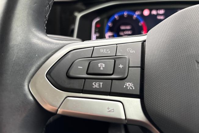 VOLKSWAGEN Polo Photo 16