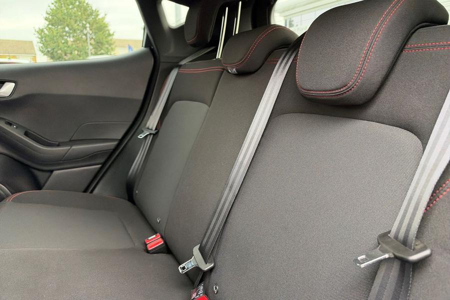Ford FIESTA Photo autoimg-8308c281114411c90f6497769c3c33404f809692.jpg