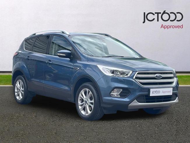 FORD Kuga Photo 1