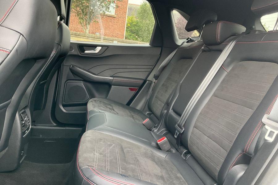Ford KUGA Photo autoimg-830b6c150e89938ebef33ec2144b9934d3961a4c.jpg