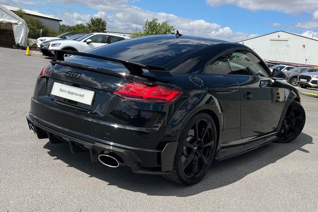 Audi TT RS Photo 31