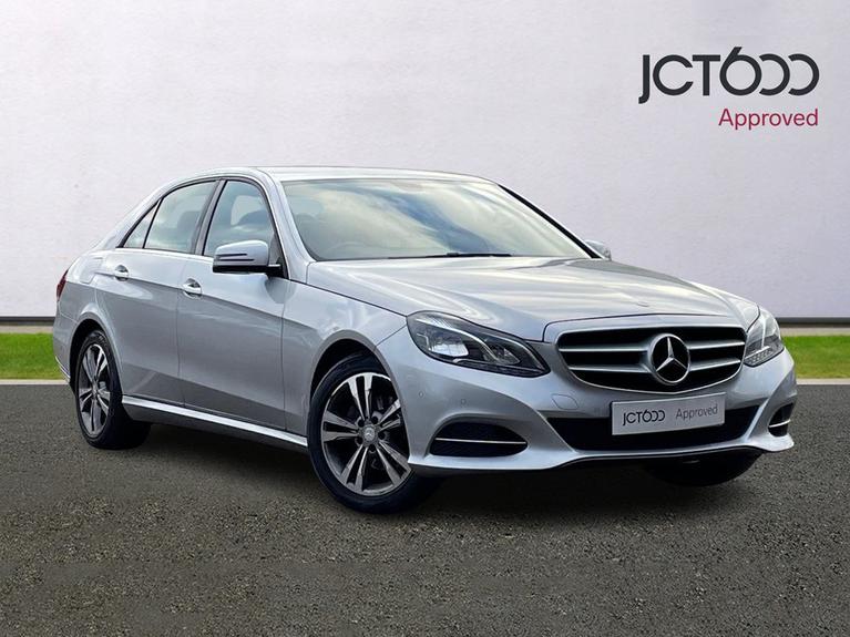 Used 2015 Mercedes-Benz E Class 2.1 E220 BlueTEC SE Saloon 4dr Diesel G-Tronic+ Euro 6 (s/s) (177 ps) Silver at JCT600