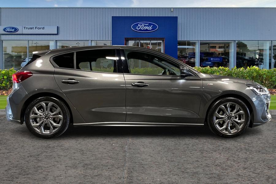 Ford Focus Photo autoimg-830fe931c3afe203b0528173c5c8b45b4a7587e3.jpg
