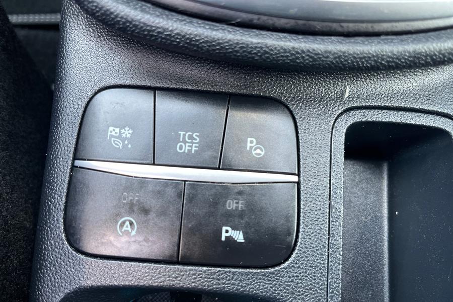 Ford FIESTA Photo autoimg-83111972da609f133bc2cb83b771731588566639.jpg