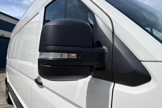 VOLKSWAGEN Crafter Photo 20