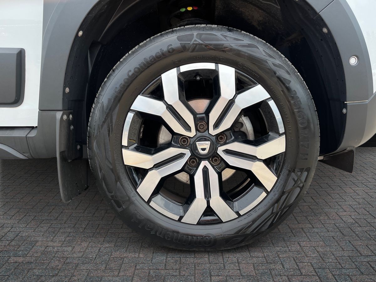 Dacia Duster Photo 8