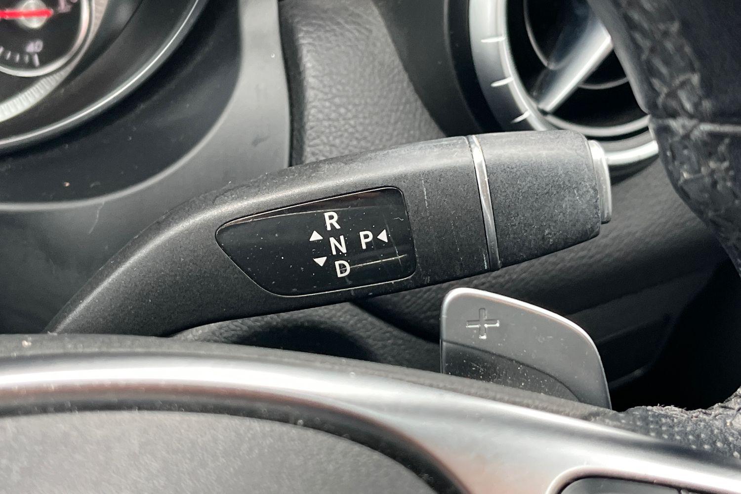 Mercedes-Benz CLA Photo 14