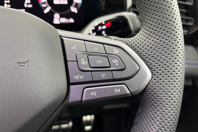 VOLKSWAGEN  Tiguan  Photo 17