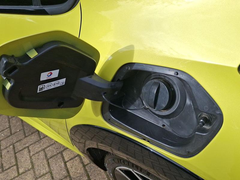 Used Peugeot 208 KR25HGY 31