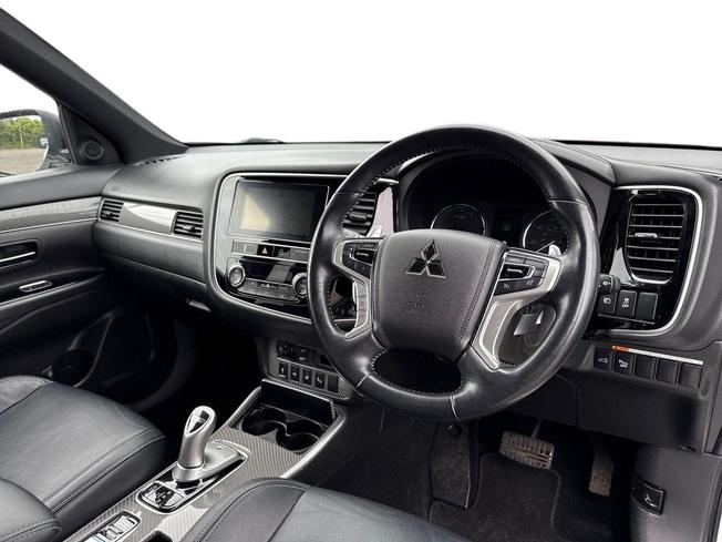 MITSUBISHI Outlander Photo 6
