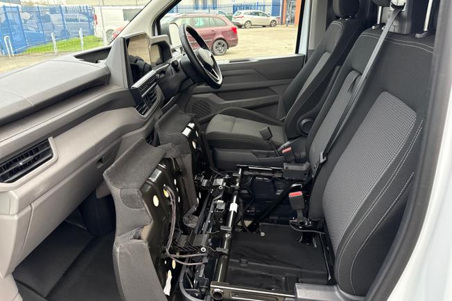 VOLKSWAGEN e-Transporter Photo 46