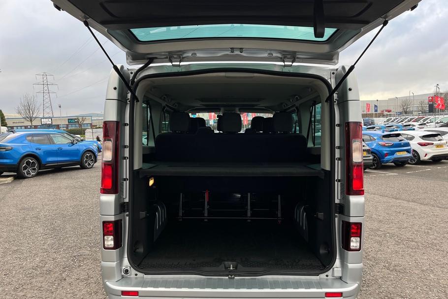 Used Renault TRAFIC YE25NDC 6