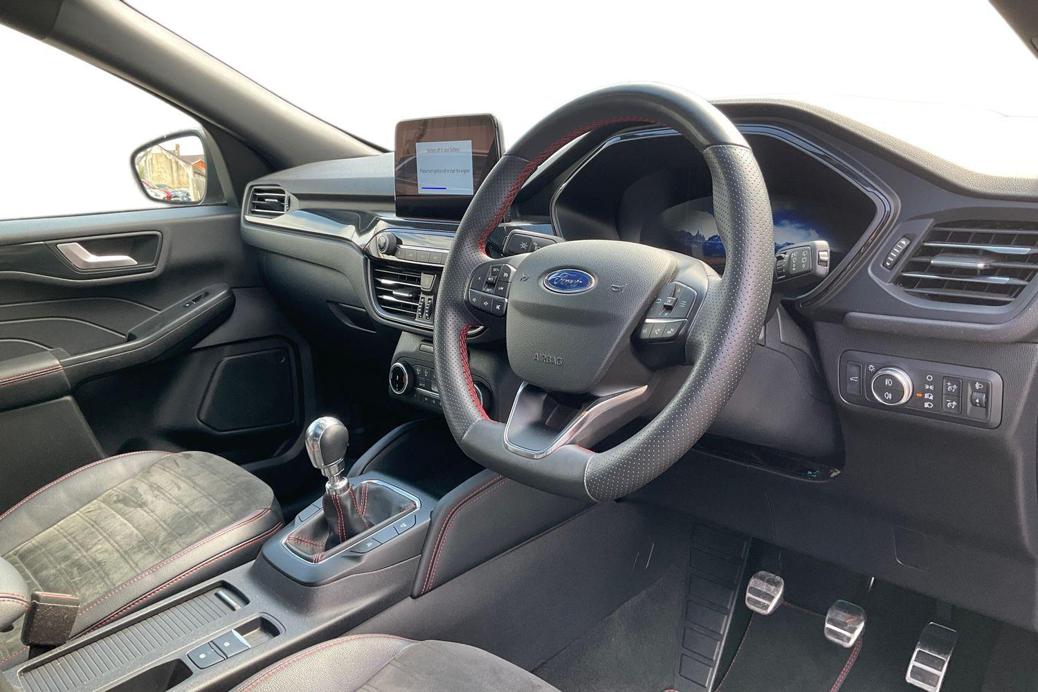 Ford KUGA Photo 8