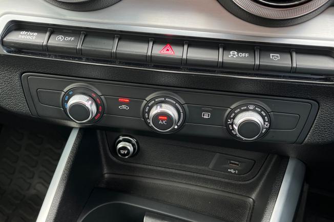 AUDI Q2 Photo 30