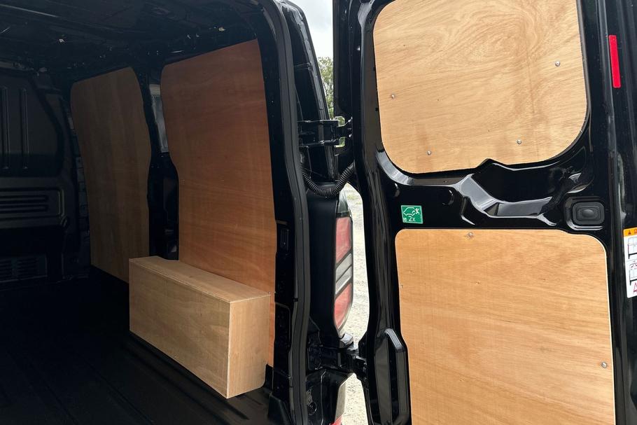 Used Ford TRANSIT CUSTOM AK75RDO 28