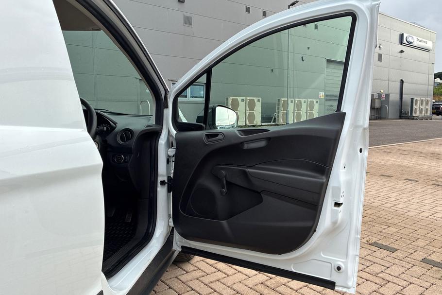 Used Ford TRANSIT COURIER BD69VSO 34