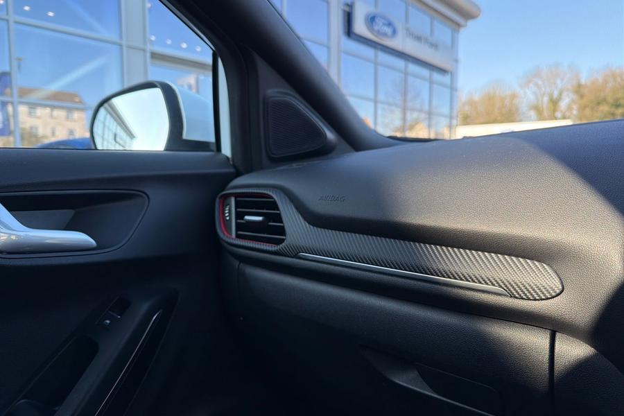 Ford PUMA Photo autoimg-833c2cbc8917733e94d37c2c168b79ea6ce6d1b5.jpg