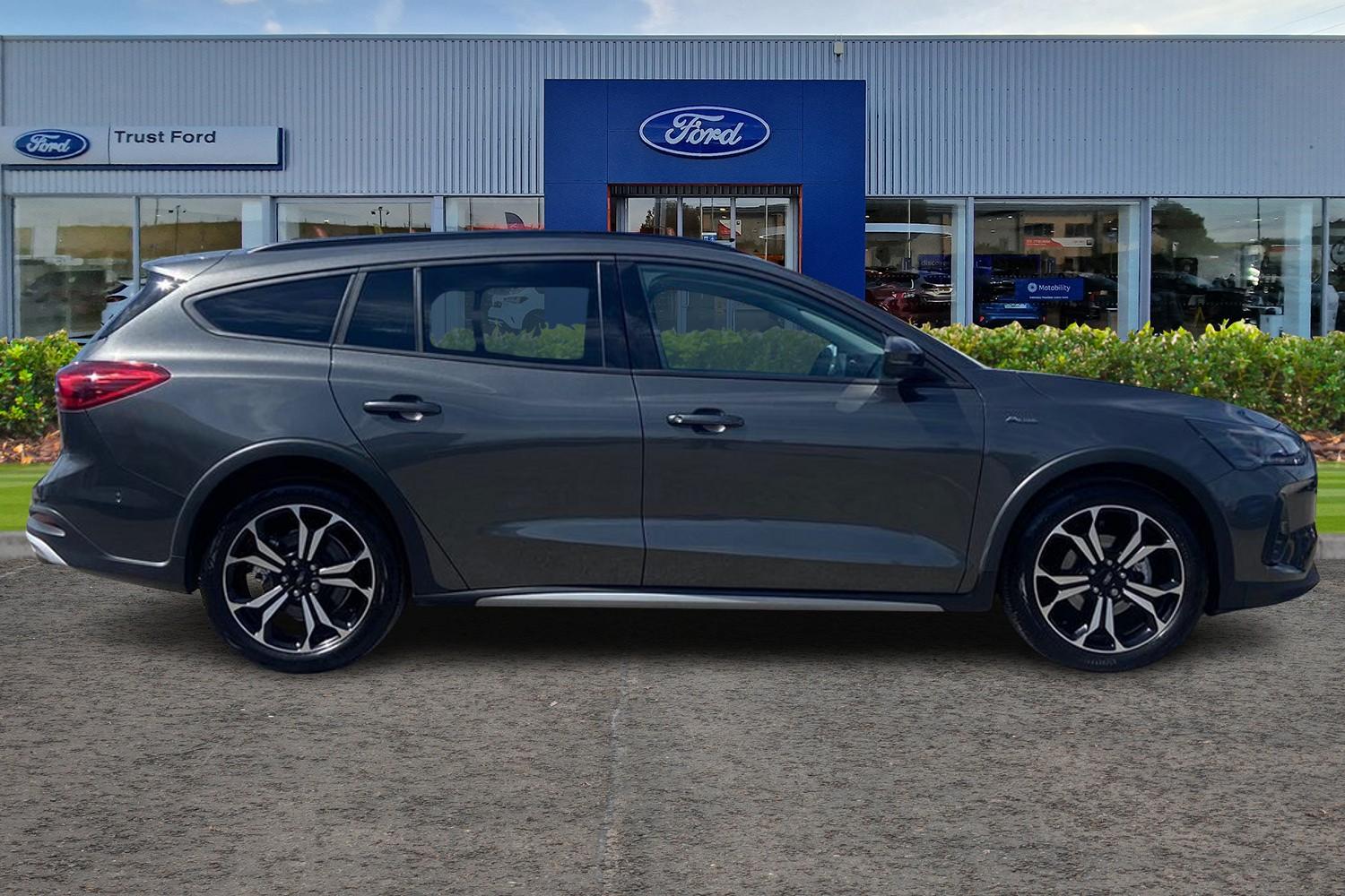 Ford FOCUS Photo 2