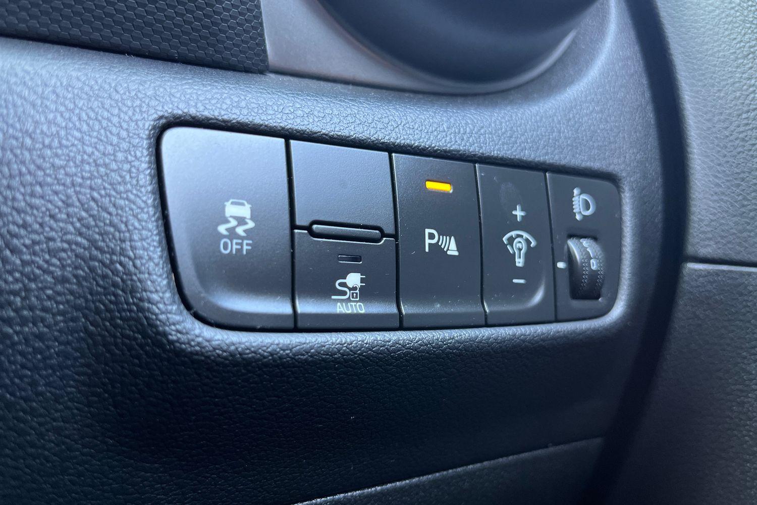 Hyundai KONA Photo 22