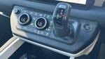 Land Rover Defender Photo 12
