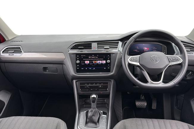 VOLKSWAGEN Tiguan Allspace Photo 10