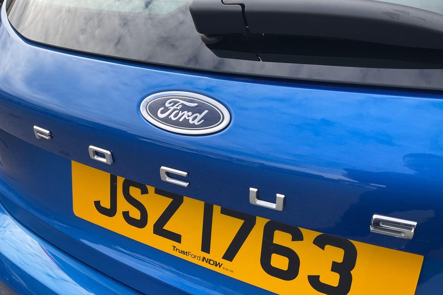 Ford Focus Photo 39