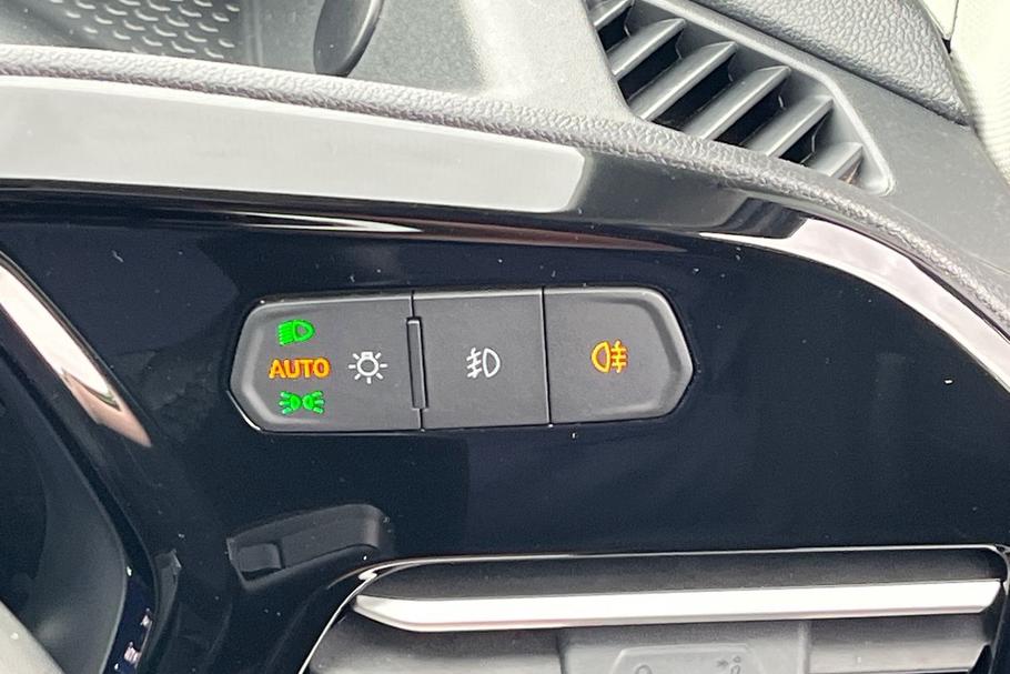 Used Ford TRANSIT CONNECT BG75DPO 8