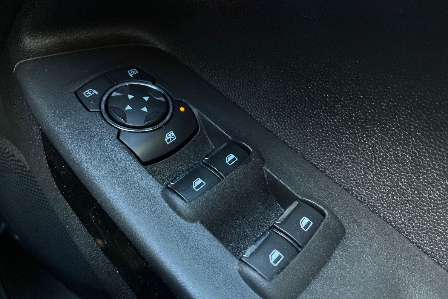 Ford EcoSport Photo 15
