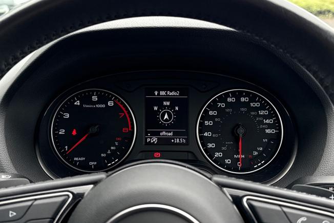 AUDI Q2 Photo 36