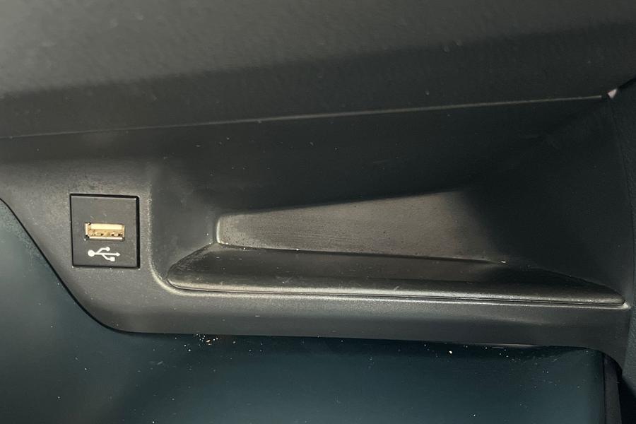 Toyota C-HR Photo autoimg-834943b2593f1788deb208ab7ec4b4f86e632541.jpg