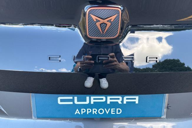 CUPRA Formentor Photo 23