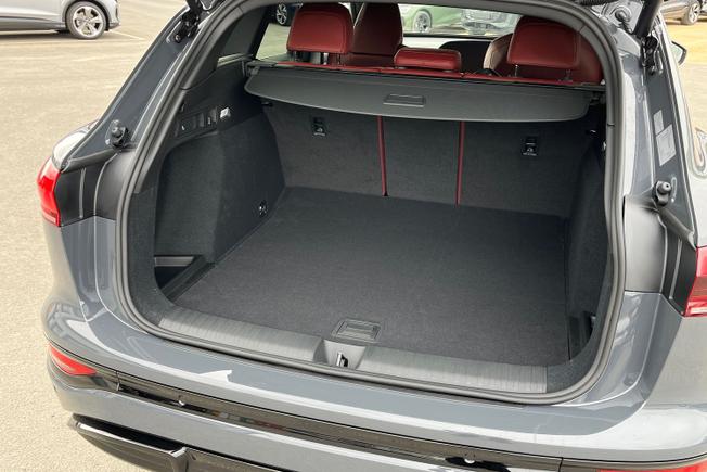 Audi Sq6 E-Tron Photo 12