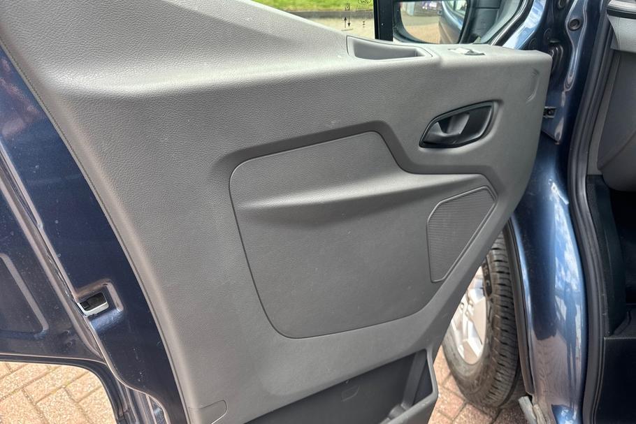 Used FORD TRANSIT WP75PRZ 17