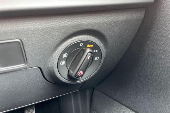 SEAT Ibiza Photo 24