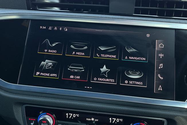 Audi RS Q3 Photo 13